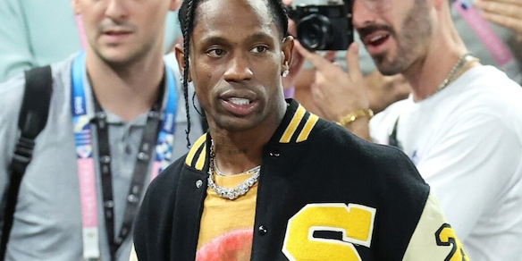 Travis Scott arrestato a Parigi: cosa è successo al cantante