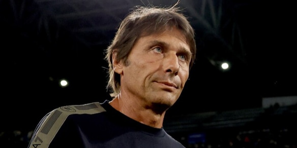 Napoli-Modena 4-3: Conte vince ai rigori, Meret decisivo