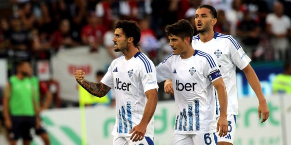 Cagliari-Como 1-1: Cutrone risponde a Piccoli, primo punto per Fabregas