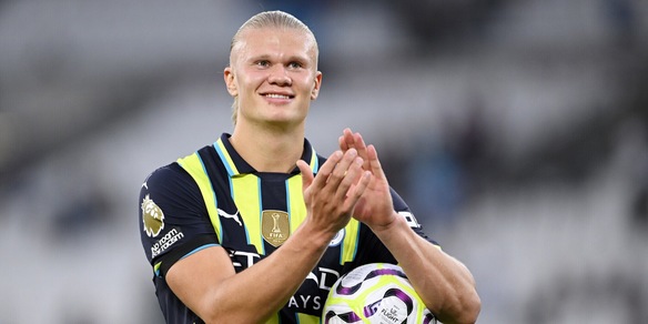 Super Haaland trascina il City, solo un pari per l'Arsenal. Crollo Everton nel finale