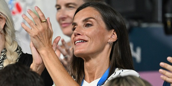 Letizia di Spagna scatenata alle Paralimpiadi: il gesto che fa impazzire tutti