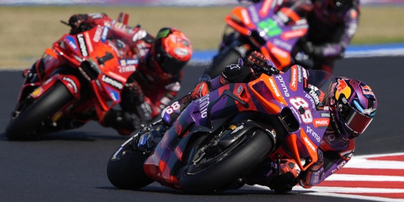 Motogp, Martin vince la sprint a Misano. Secondo Bagnaia