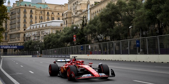 Gp Azerbaijan, continua il momento magico della Ferrari: Leclerc in pole