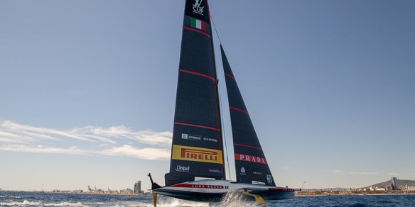 Louis Vuitton Cup: Luna Rossa perde gara 5, poi regate sospese. Rivivi il LIVE