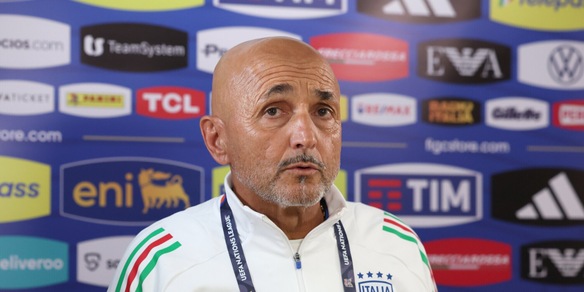 Spalletti, conferenza stampa Italia: "Si gioca troppo? Niente alibi". Rivivi diretta