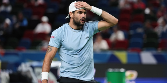 Berrettini già fuori a Stoccolma: a sorpresa Stricker passa ai quarti