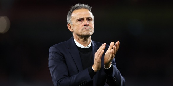 "Psg, Luis Enrique ha firmato il rinnovo: i dettagli"