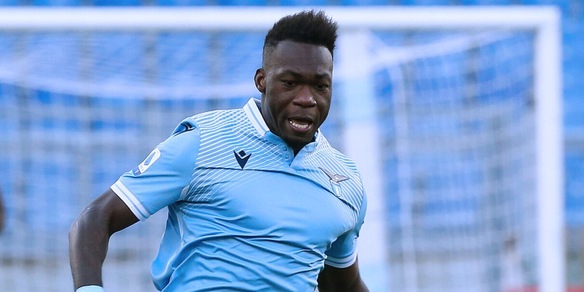 Caicedo furioso con l'arbitro di Juve-Lazio: il tweet scatena i tifosi