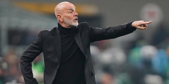 Il Milan fa gli auguri di compleanno a Pioli: "Sempre parte della famiglia"