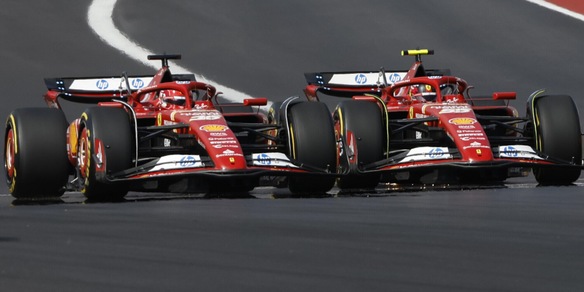 Ferrari, straordinaria doppietta ad Austin: Leclerc vince davanti a Sainz!