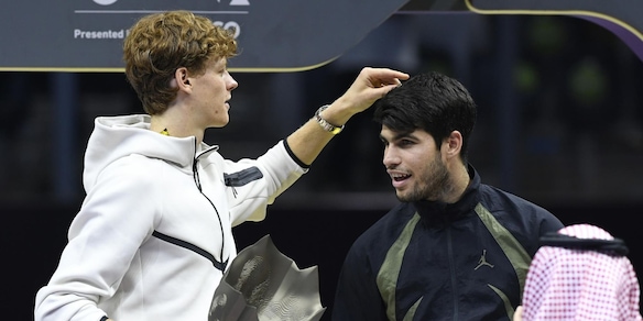 Sinner accende Parigi Bercy e sfida Alcaraz: "Lui superiore a me in qualcosa, ma..."