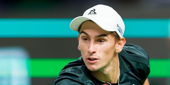 Parigi-Bercy, eliminato Arnaldi. Giornata da dimenticare anche per Berrettini e Musetti