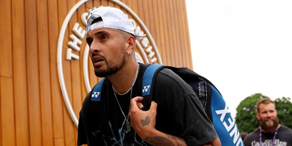 Kyrgios tra alieni e provocazioni: “Bevevo 30 drink prima di giocare. Se torno, posso battere…”