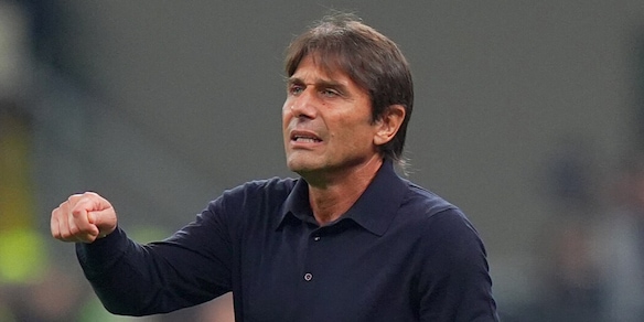 Conte dopo Milan-Napoli: "Rimaniamo con i piedi per terra, ma il Napoli non si nasconde", rivivi la diretta