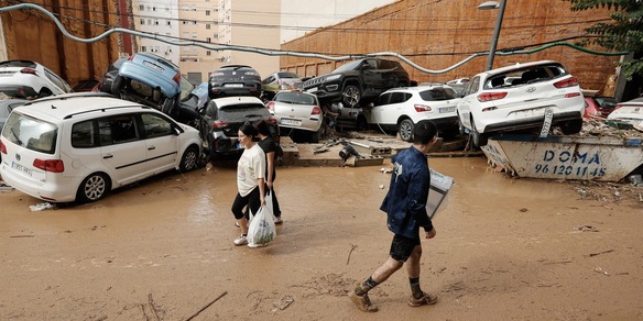 Alluvione Valencia, a rischio la partita con il Real Madrid. Un minuto di silenzio nella Liga