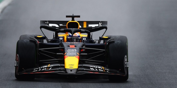 F1, la Ferrari delude in Brasile: trionfa Verstappen. Rivivi il LIVE