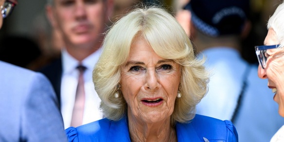 Paura per la Regina Camilla, è malata: annullati tutti gli impegni. Cosa è successo