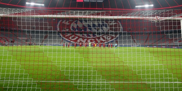 Bayern Monaco in lutto: malore per un tifoso durante la partita, muore in ospedale