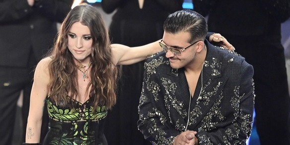 Geolier su Angelina Mango a Sanremo: "Ho vinto 60 mila euro grazie a lei"