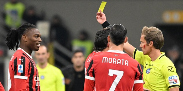 Milan-Juve, la moviola: Chiffi sbaglia il disciplinare. Leao non era da rigore