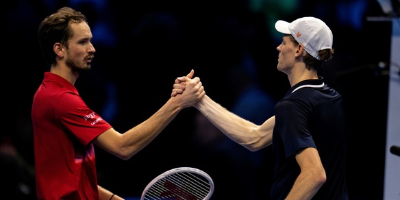 L’ex coach di Medvedev impietoso sulle sfide con Alcaraz e Sinner: “Sarà sempre peggio”