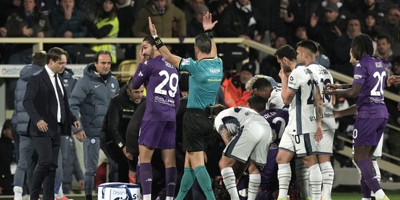 Fiorentina-Inter rinviata per il malore a Bove: è ufficiale