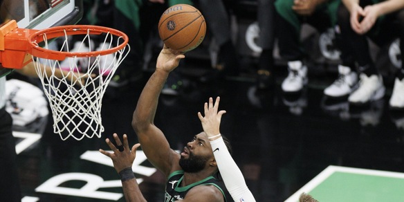 Nba, Cleveland mantiene il primato grazie al successo su Boston