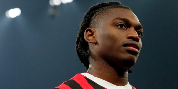 Arsenal, primo no per Leao: "Concentrato sul Milan"