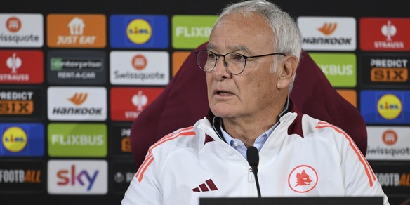 Ranieri e la battuta sul nuovo allenatore della Roma: "Chi arriva? Basta che…"