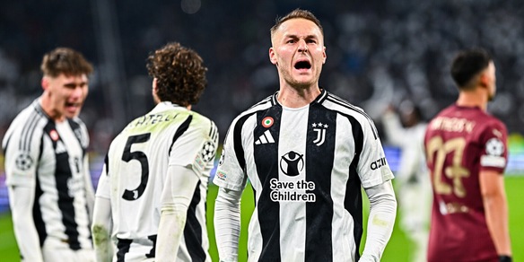 Juve-Manchester City 2-0: Vlahovic e McKennie, crisi Guardiola. Rivivi diretta