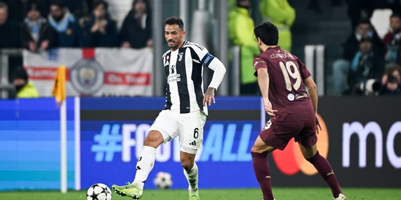 Juve, Danilo zittisce le voci di mercato: "Mai detto divoler andare via"