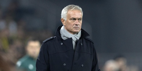 Mourinho via dalla Turchia per un'operazione: tutti i dettagli