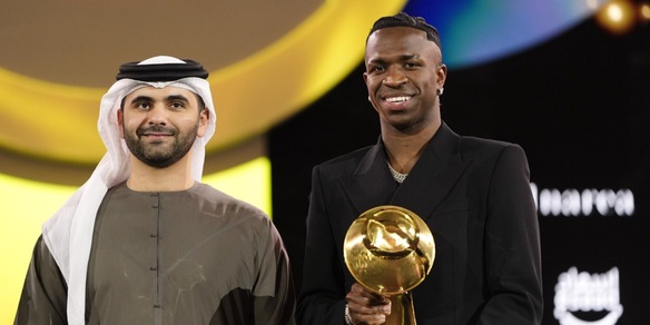 “Vinicius firma un precontratto con il Psg: la cifra dello stipendio è clamorosa": ma è uno scherzo