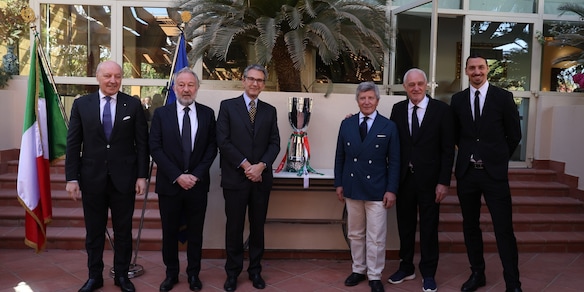Supercoppa, visita all'ambasciata italiana per i club partecipanti e la Serie A