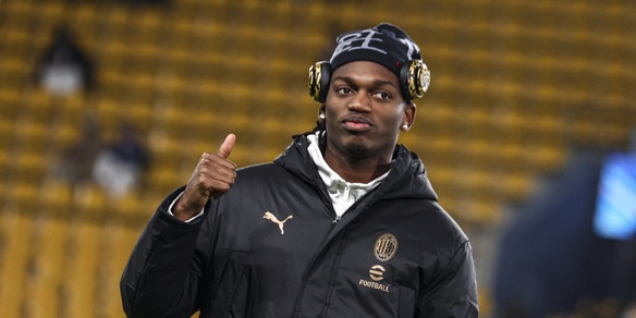 Supercoppa, esultanza scatenata di Leao dopo l'autogol di Gatti: cosa ha fatto