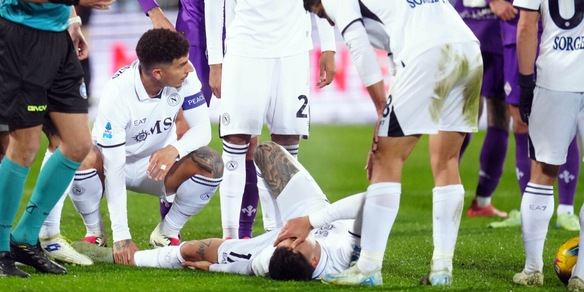 Infortunio Olivera in Fiorentina-Napoli: come sta, la prima diagnosi