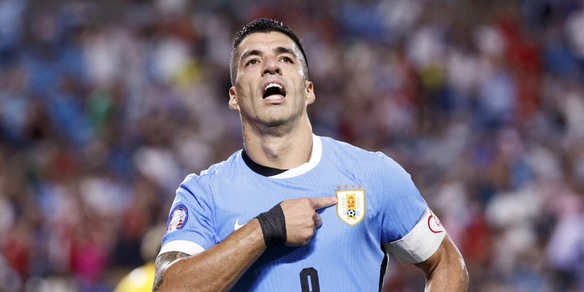 Suarez eroe in Uruguay: salva la vita ad un uomo, cosa è successo