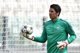 Chi preferisci fra Buffon e Ter Stegen?