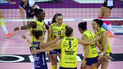 Conegliano, buona la prima. 3-0 alla Foppapedretti