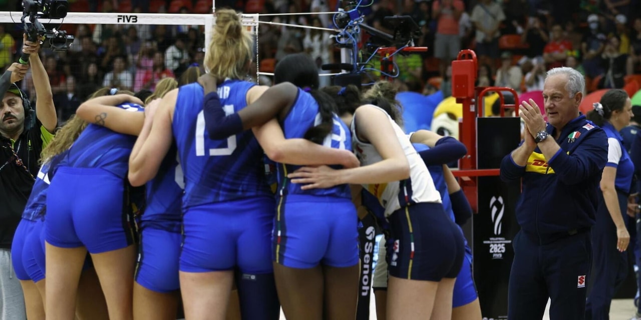 <span style="color: rgb(230, 0, 0);">LIVE</span> Italia-Francia: segui l'amichevole delle azzurre di Julio Velasco