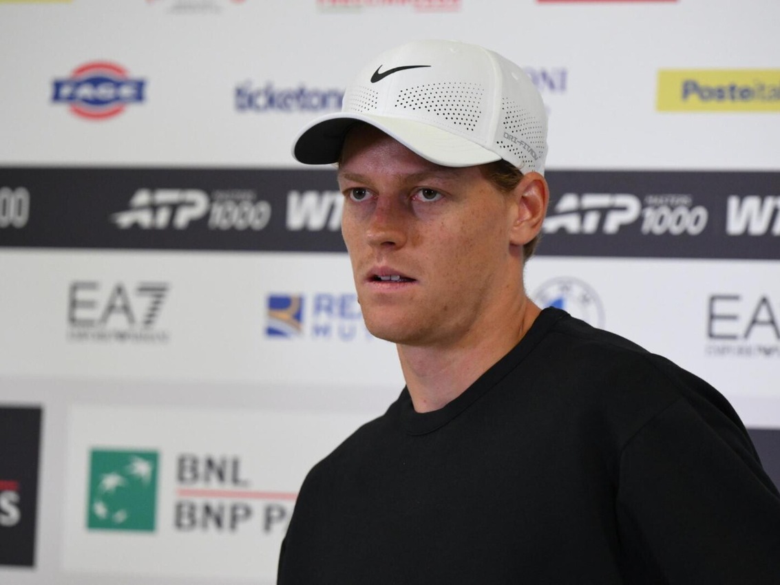 Sinner sta con Sabalenka: "Vogliamo rispetto sui prize money, senza di noi niente Slam". E a Panatta dice: "Mi diverto anch'io..."
