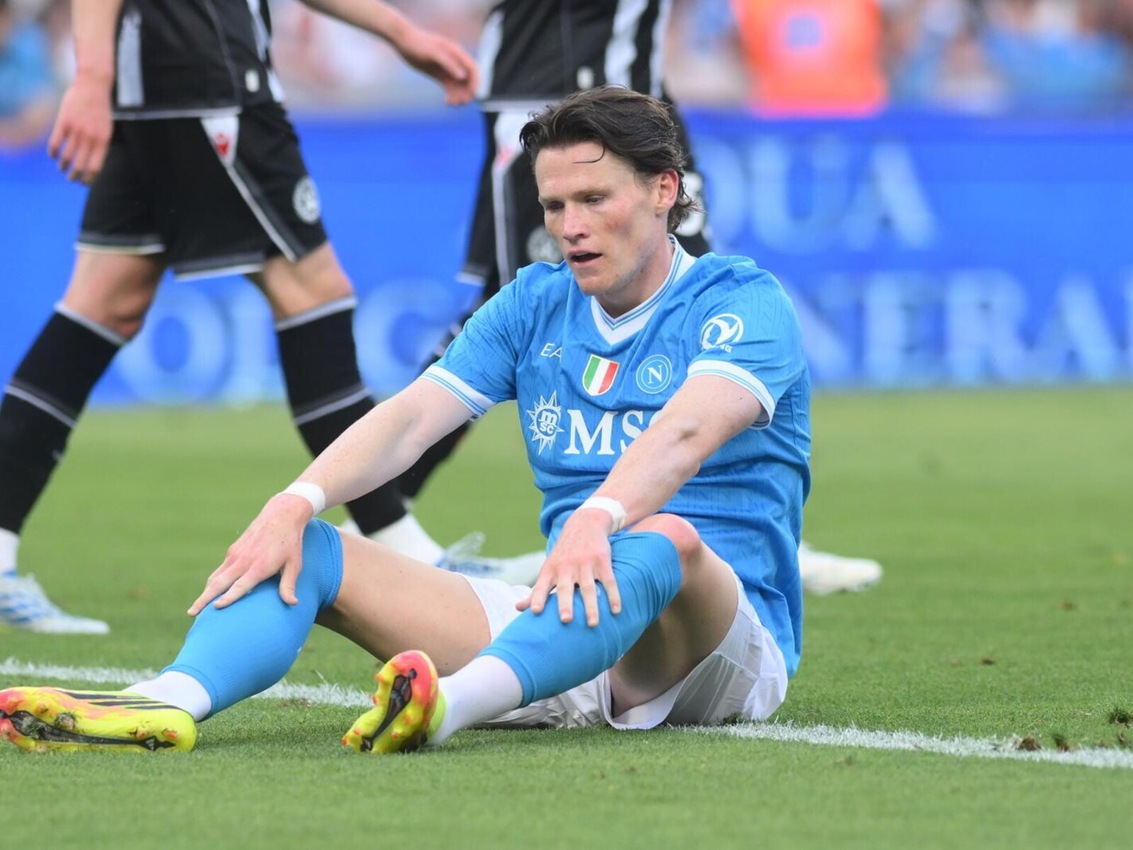 Il Napoli perde McTominay fino alla sosta nazionali: sarà operato per un'aritmia benigna