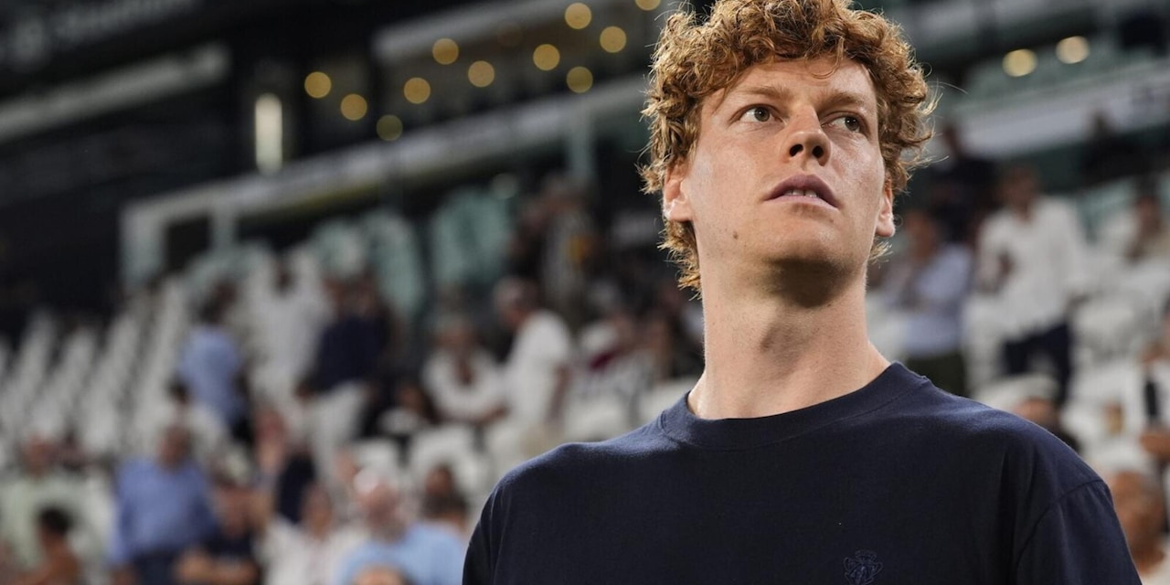 Sinner lascia Torino e rientra a Montecarlo dopo le visite al J Medical: "Per ora ancora poco tennis"