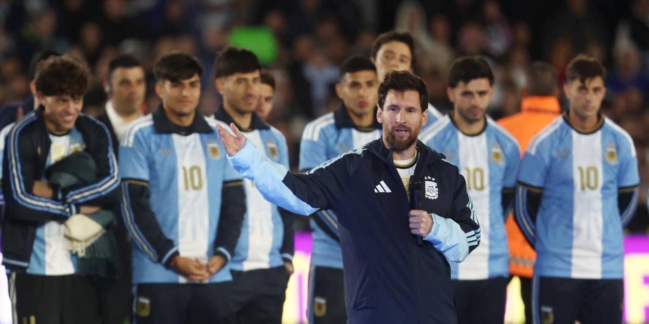 Il discorso del Re: "Il giorno più triste. Penso a mio padre". Le ultime parole di Messi con la maglia dell'Argentina (e una stoccata finale)