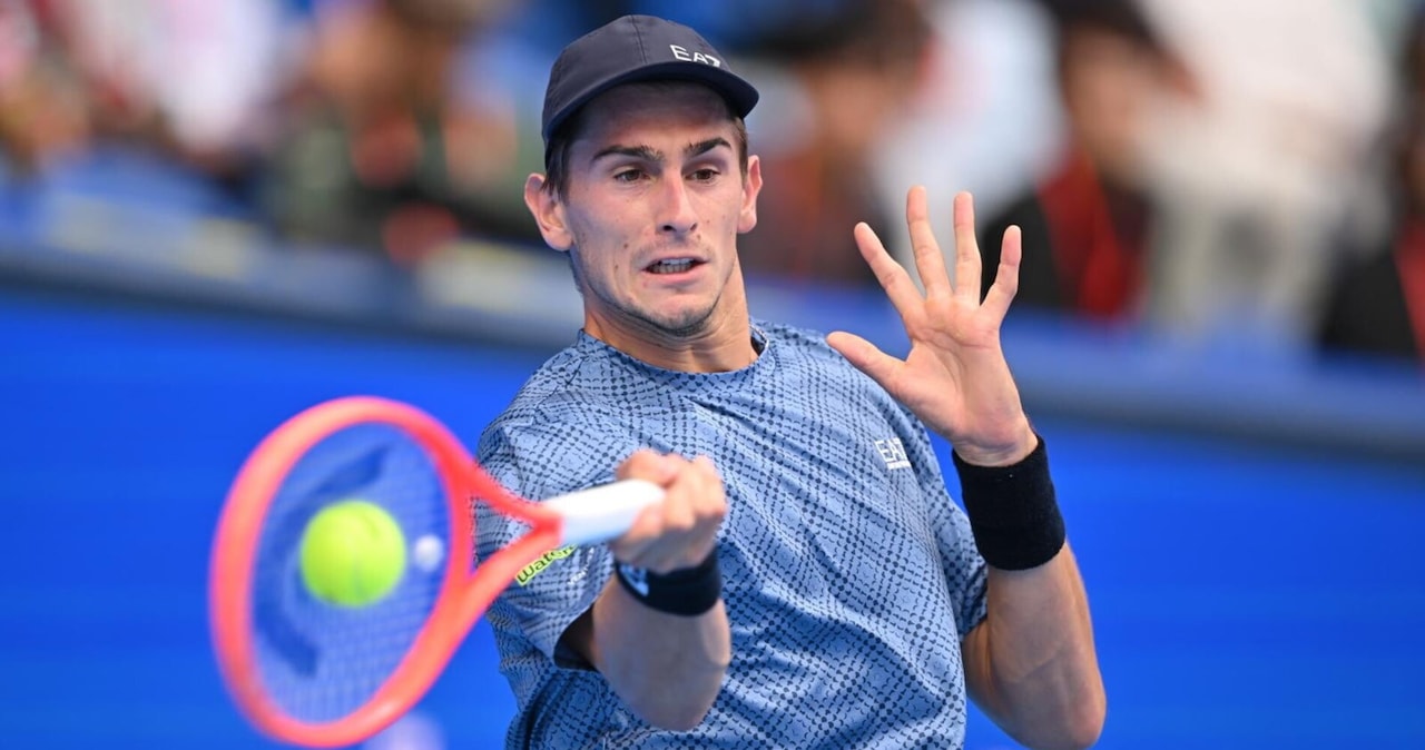 Atp Shanghai, buona la prima per Arnaldi: Tomic sconfitto in due set