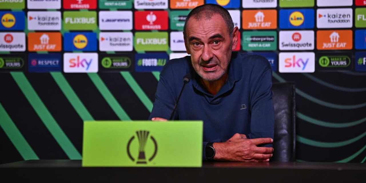 Sarri cita Klopp: "Il primo anno non si giudica. De Ketelaere? Ha potenzialità enormi"