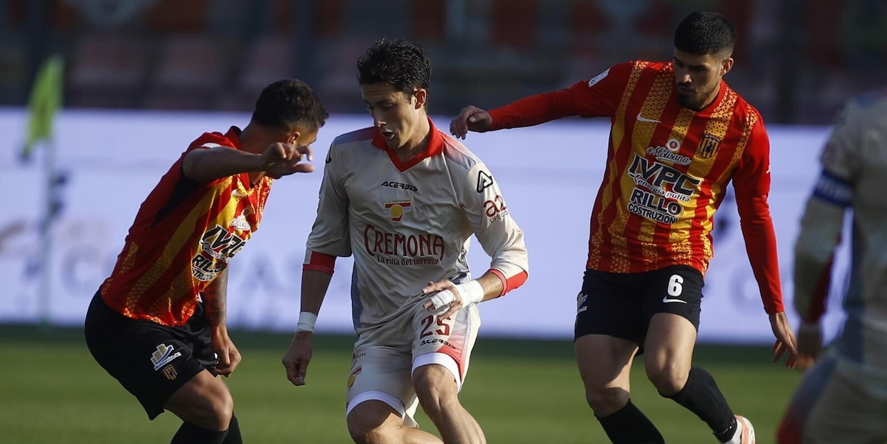 Benevento ko a Cremona. Belotti non basta al Modena contro il Mantova