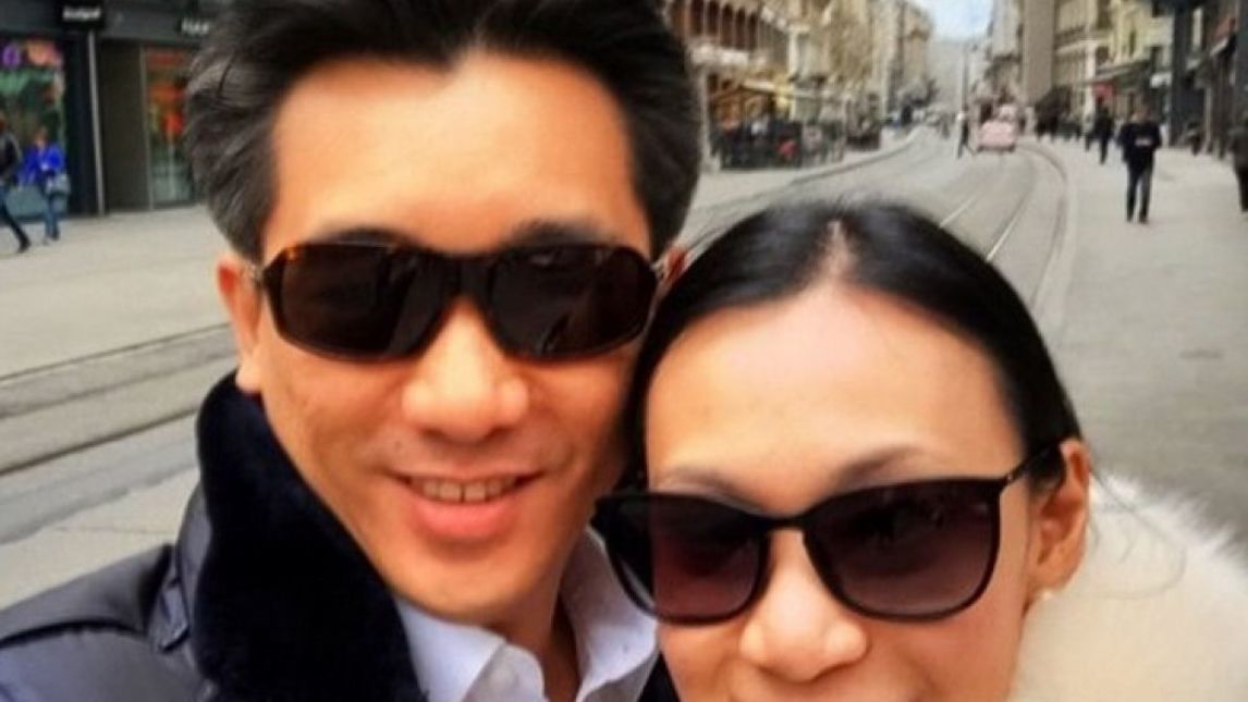 FOTO Mr.Bee a Ginevra, sorrisi e selfie con la moglie