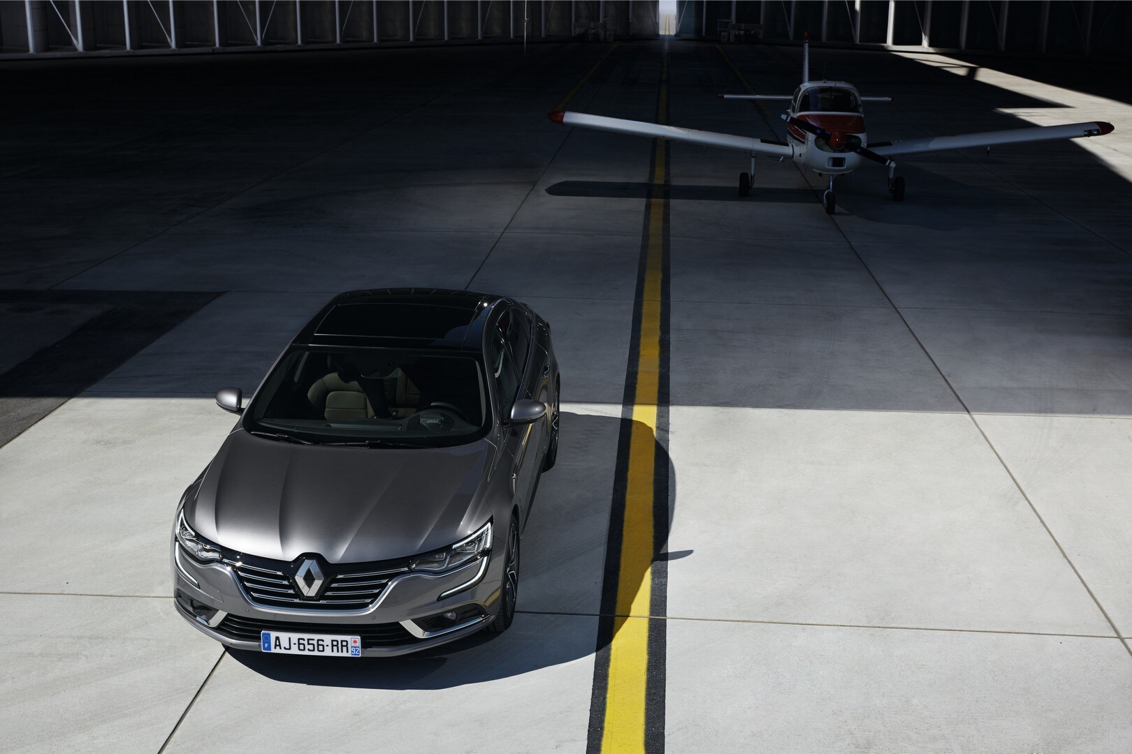 Renault Talisman, le prime immagini