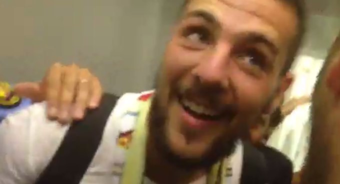 Bologna, che accoglienza per Destro!